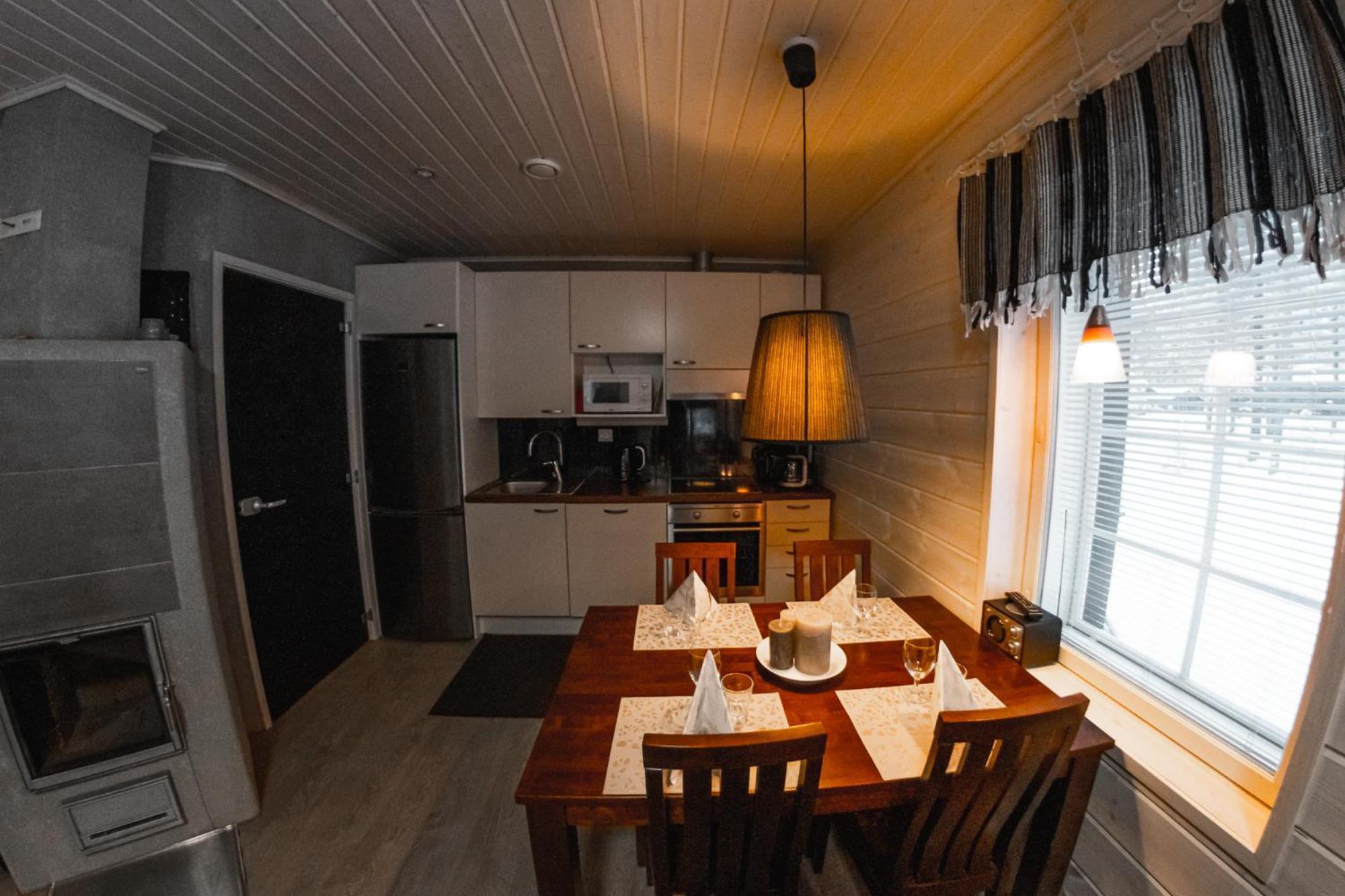 Hotel Yllaesrinne Ylläsjärvi Zewnętrze zdjęcie
